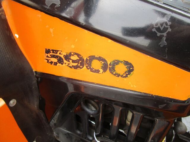 تراکتور Agria 5900 mit Schneepflug+Kabine*