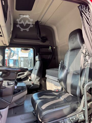 Tracteur routier standard SCANIA R460 * STANDKLIMA * LEDER * 2 X TANK * 1. HAND *