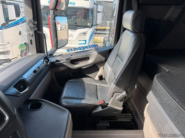 Tracteur routier standard SCANIA R460 * STANDKLIMA * LEDER * 2 X TANK * 1. HAND *