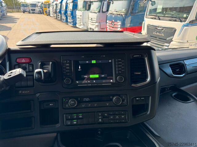 Tracteur routier standard SCANIA R460 * STANDKLIMA * LEDER * 2 X TANK * 1. HAND *