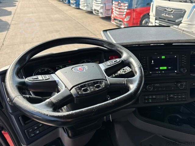 Tracteur routier standard SCANIA R460 * STANDKLIMA * LEDER * 2 X TANK * 1. HAND *