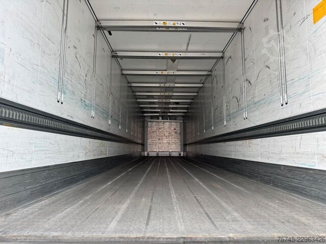 Rơ-moóc lạnh SCHMITZ CARGOBULL SCB*S3T * DOPPELSTOCK * LIFTACHSE * 2,50 M BREIT