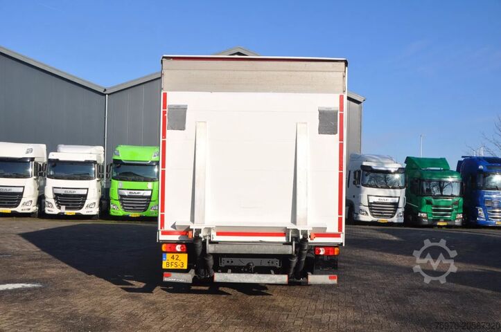 Matkalaukku DAF LF 180 4x2 2015 HANDGESCHAKELD 277.000km