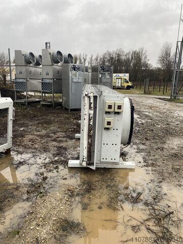 Охолоджувач води з конденсатором і осьовим вентилятором Carrier Axial Fan Condenser Water Cooler