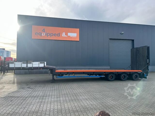 Carregador baixo Nooteboom MCO-48-03V 3-axle lowloader / 3x hydraulic stee...