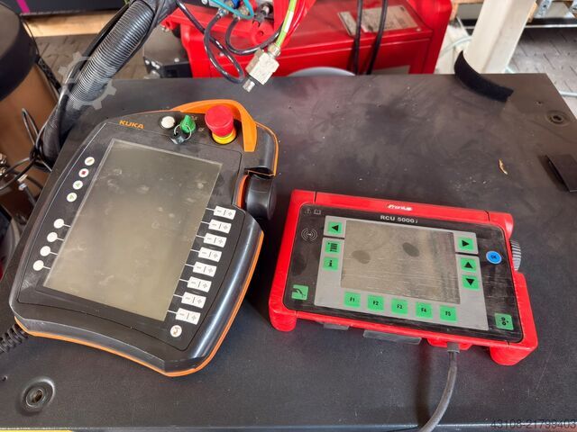 Welding robot KUKA KR 16 L8 arc HW