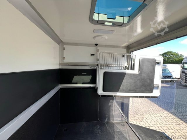 Prijevoznik stoke MERCEDES-BENZ STX Sprinter  3.500KG  Haras Hengste