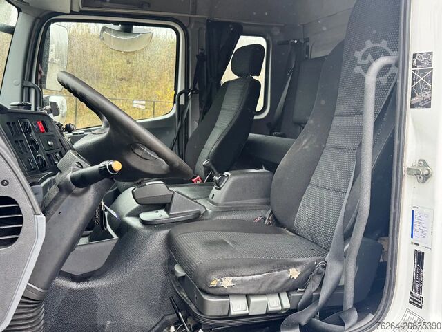 Chassis with cab Mercedes-Benz Atego 1024 PTO