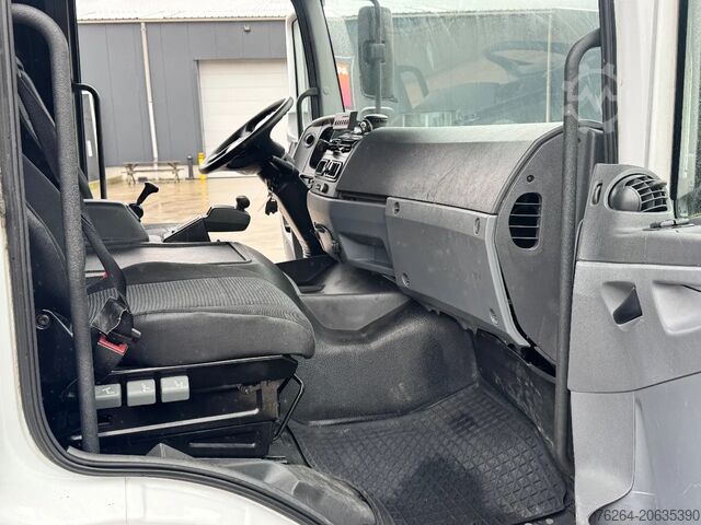 Chassis with cab Mercedes-Benz Atego 1024 PTO