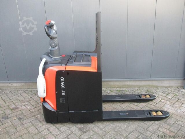 Kamioni sa paletama TOYOTA LPE250