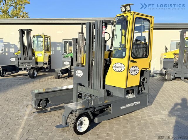 Xe nâng bốn chiều Combilift C3000 GAS TRIPLEX 4900 FREE LIFT CABIN