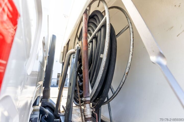 Camión cisterna RENAULT PREMIUM 270 + MAGYAR 13000L+4COMP+INTARDER