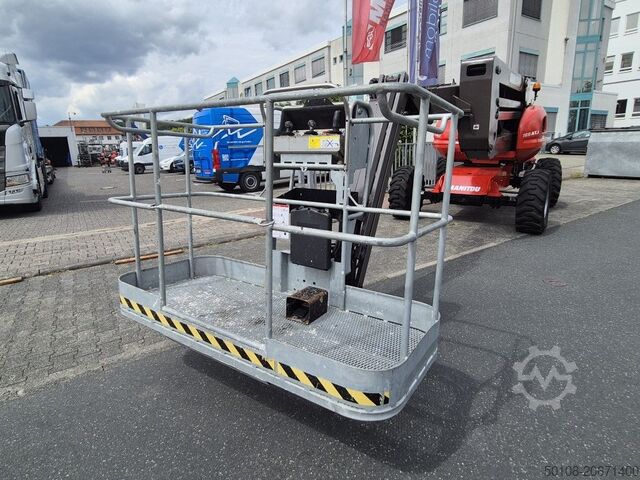 Ledad teleskopisk plattform Manitou 180 ATJ
