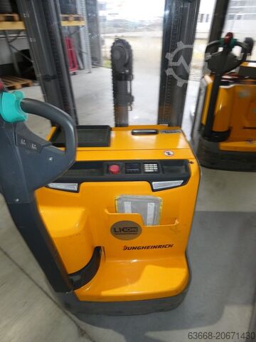 Deichselstapler Jungheinrich EJC 214 zi