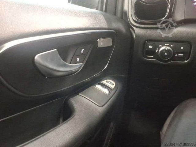 Minibus MERCEDES-BENZ Vito 116 Tourer PRO 4x4 lang STANDHZ AHK PDC KAM