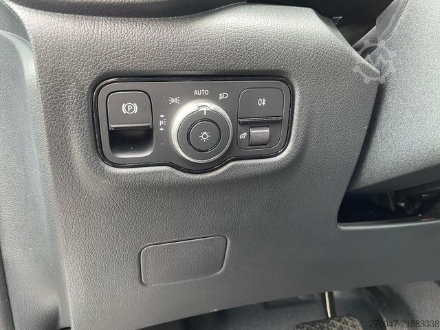 Minibus MERCEDES-BENZ Vito 116 Tourer PRO 4x4 lang STANDHZ AHK PDC KAM