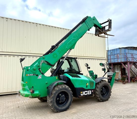 Teleskoparmstapler JCB 540-170 / 2021 BJ / 2.525 H