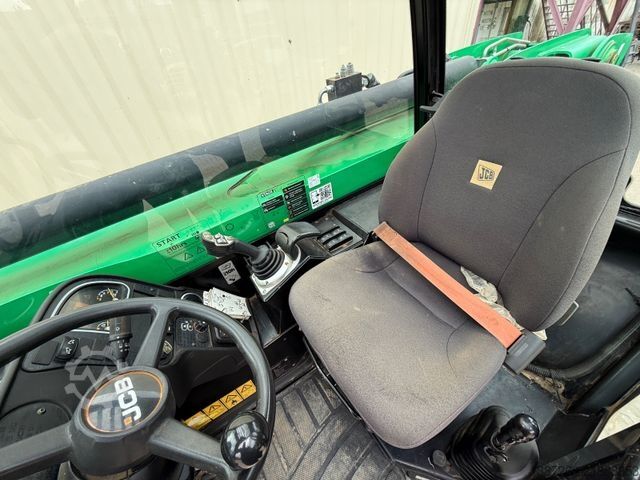 Teleskoparmstapler JCB 540-170 / 2021 BJ / 2.525 H