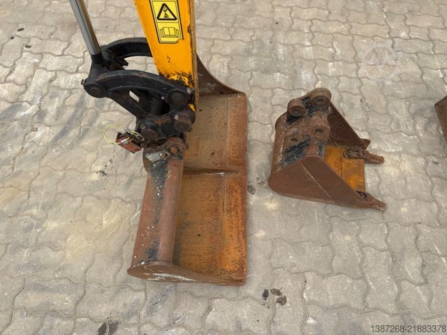 Miniekskavaator JCB 16C-1 / 2021 BJ / 806 H / 3 x Löffel