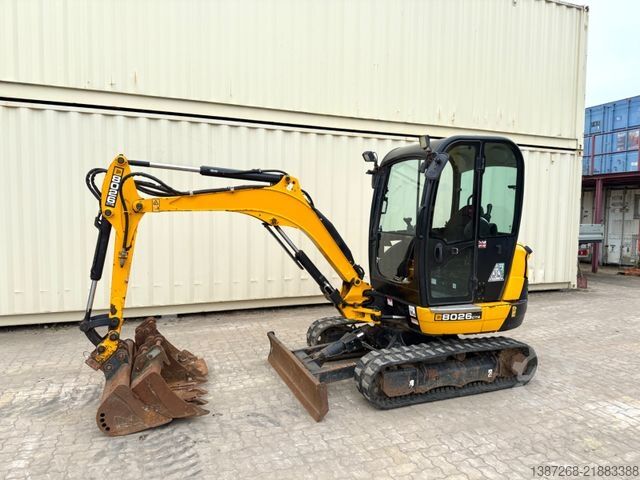 Minigraver JCB 8026 CTS / 2021 BJ / 1.589 H / 3 x Löffel