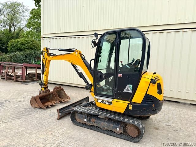Minigraver JCB 8026 CTS / 2021 BJ / 1.589 H / 3 x Löffel