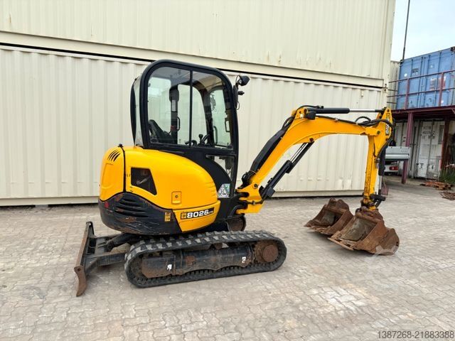Minigraver JCB 8026 CTS / 2021 BJ / 1.589 H / 3 x Löffel