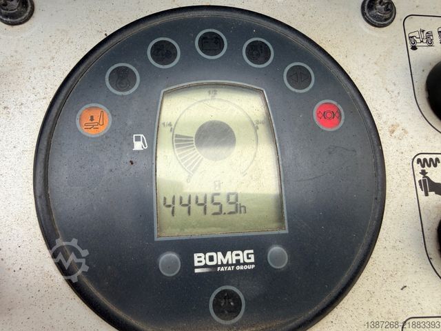מכבש תוף יחיד BOMAG BW80AD-5 / 2012 BJ / Deutsche Maschine