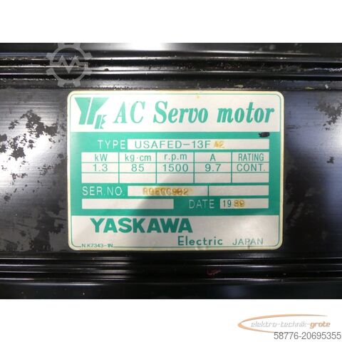 Motor Yaskawa Yaskawa USAFED-13F A2 AC Servo Motor SN: R05CC982