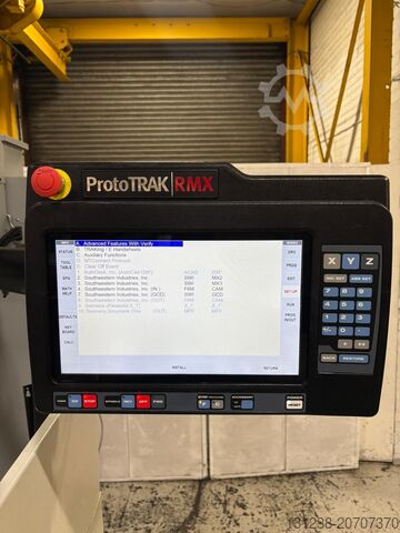 Glodalice XYZ Machine Tools RMX 3500 Bed Milling Machine