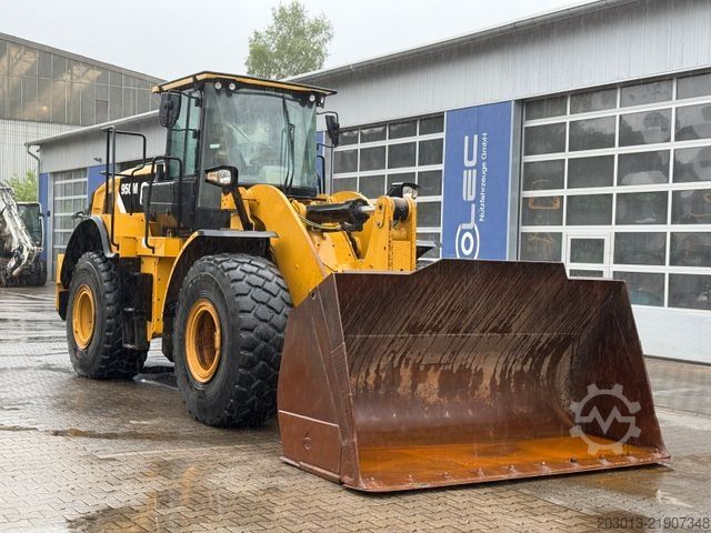 Utovarivač na točkovima CATERPILLAR 950M Radlader *Waage *19,2 Tonnen *13.384