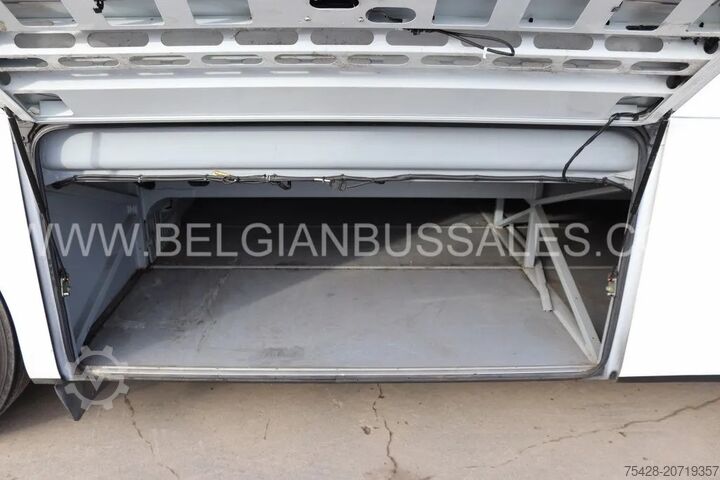 Intercitybus Mercedes-Benz Integro L / 15m