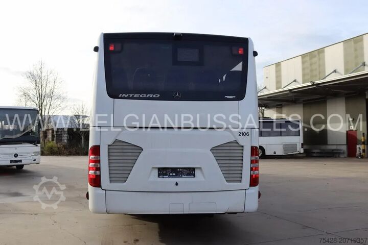 Intercitybus Mercedes-Benz Integro L / 15m
