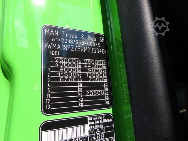 รถบรรทุกขนถ่ายตู้คอนเทนเนอร์แบบตะขอ (roll-off) MAN MAN 26.520 TGS HYVA Abroller 6x2 NEU