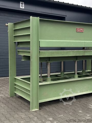 SIMI 300x130 厘米多层搁板式压机 SIMI