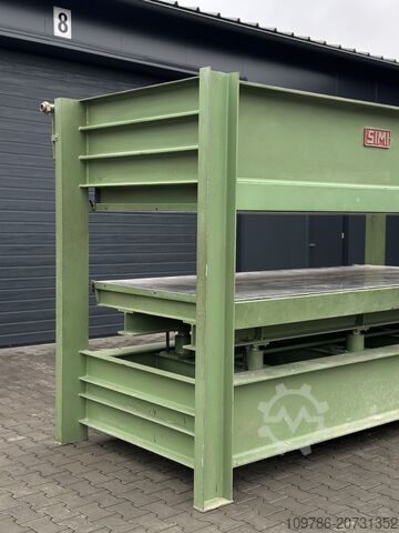 SIMI 300x130 厘米多层搁板式压机 SIMI