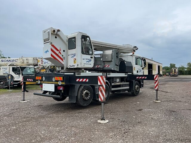 Radna platforma montirana na kamion MAN TGS 26.320 6x2-2 BL with Oil Steel Eagle 3526 (35m)