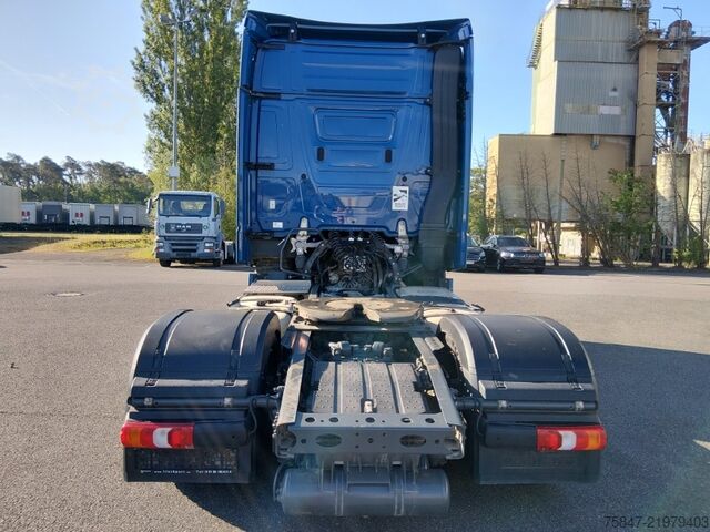 大容积牵引车头 Mercedes-Benz Actros 1845 LS/NRL Standklima Retarder
