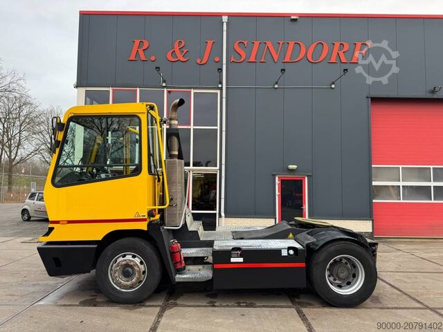 Terminal traktor Terberg YT 182