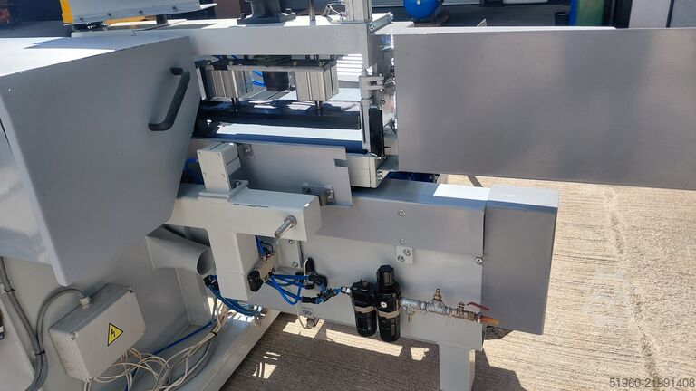 Linie pentru îmbinări cu micro-șipci GOMA FC-10KZ6 + FC10PZ6/2