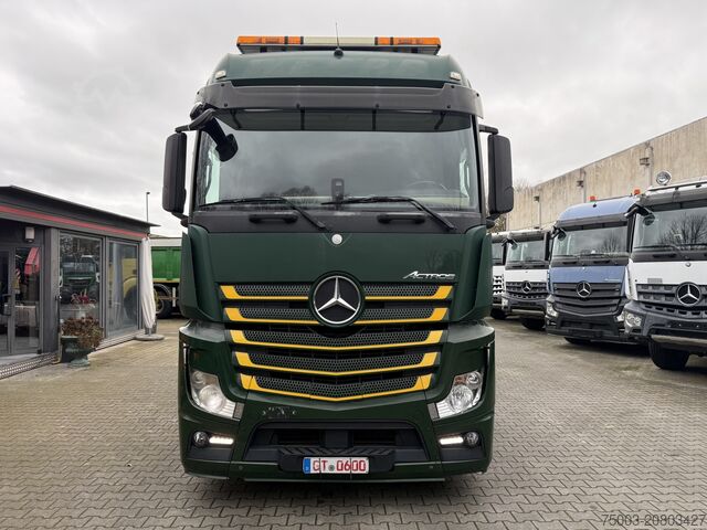 Kran fest á bíl Mercedes-Benz Actros 2542 6X2 Kran Fassi F335 bis 22.5 Meter