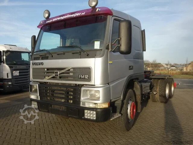 Alvöru Volvo FM 12.420 6x4 steelsprings