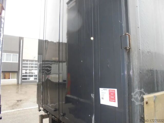 Suitcase Renders RMAC 9.9 + 2 AXLE + Combi