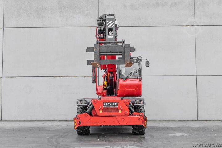 Máy xúc nâng kiểu ống lồng Manitou MRT 2150 Plus Privilege