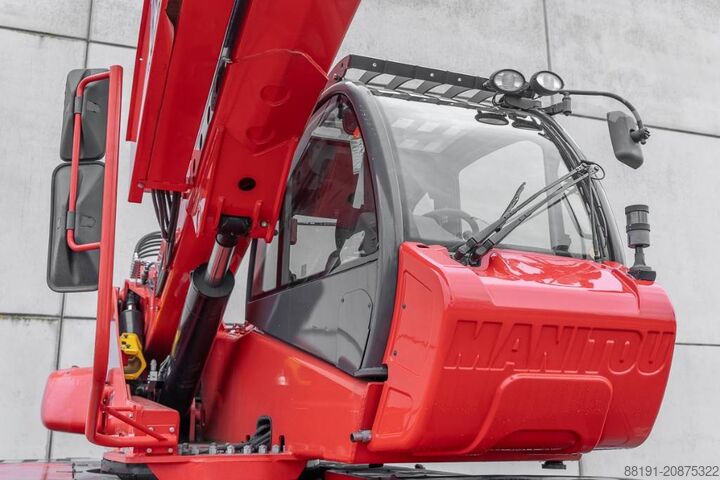 Máy xúc nâng kiểu ống lồng Manitou MRT 2150 Plus Privilege