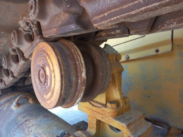 Tesviye makinesi CAT D6R LGP (Abu Dhabi)