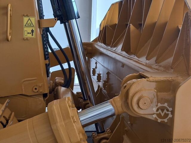 Máquina de nivelamento CAT D8T (Jebel Ali)