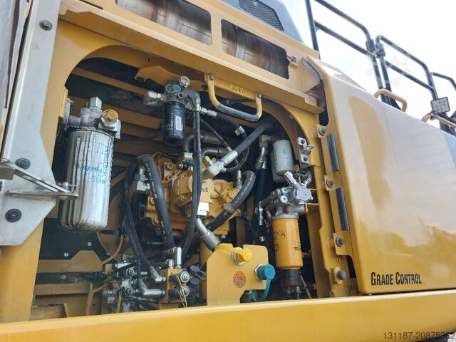 Máy xúc bánh xích CAT 352 FL XE MHD (17m demoliton)