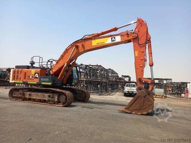 Paletli ekskavatör Hitachi ZX470-5G (Abu Dhabi)