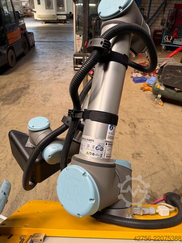 Roboter Universal Robots UR10 Cobot