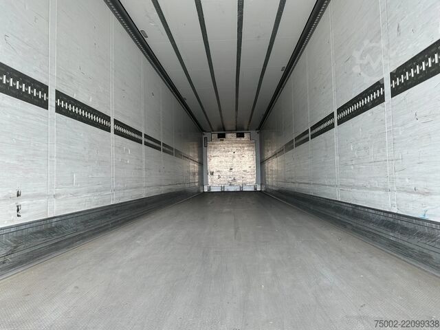 प्रशीतित/जमे हुए परिवहन Schmitz Cargobull CARRIER VECTOR 1550 D/E / SAF DISCBRAKES / PALL...